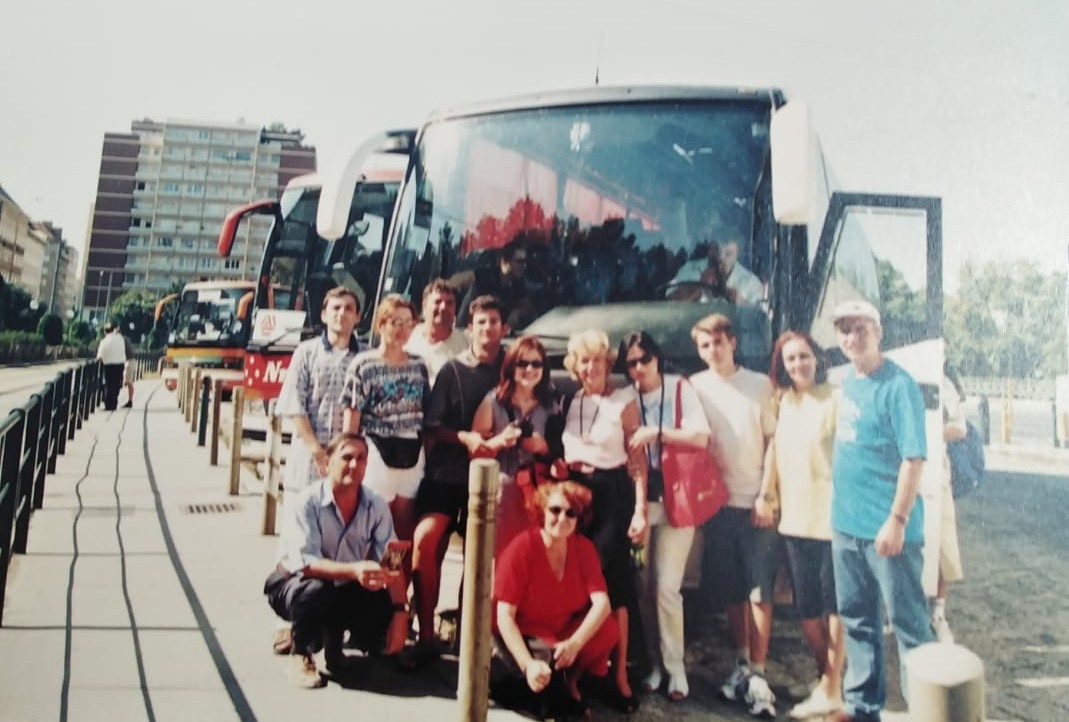 Grup Jeka, elevi și studenți, Spania, 2001